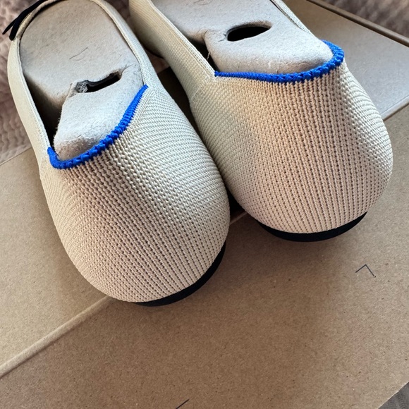 Rothy's Cream & Black The Ballet Flat cap toe flats NIB NEW size 10 - Picture 5 of 6